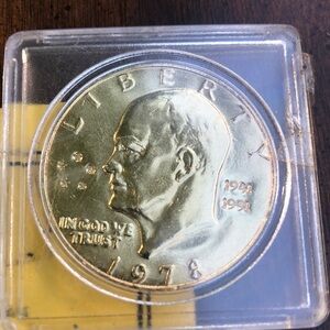 1978 IKE Eisenhower One Dollar Commemorative Coin in Case